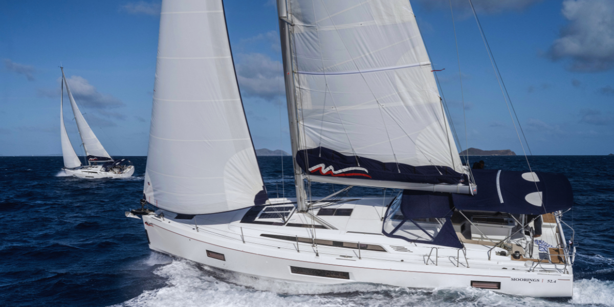 monohull yacht meaning